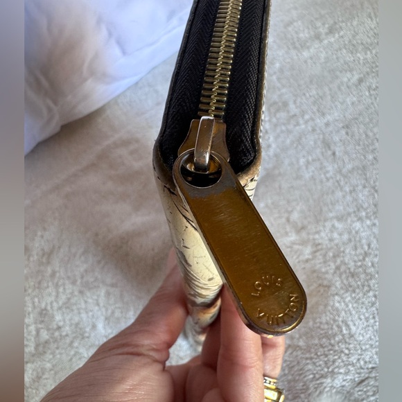 VINTAGE REHAB Louis Vuitton Limited Edition Damier Infini Race Zippy Wallet. - Picture 5 of 16